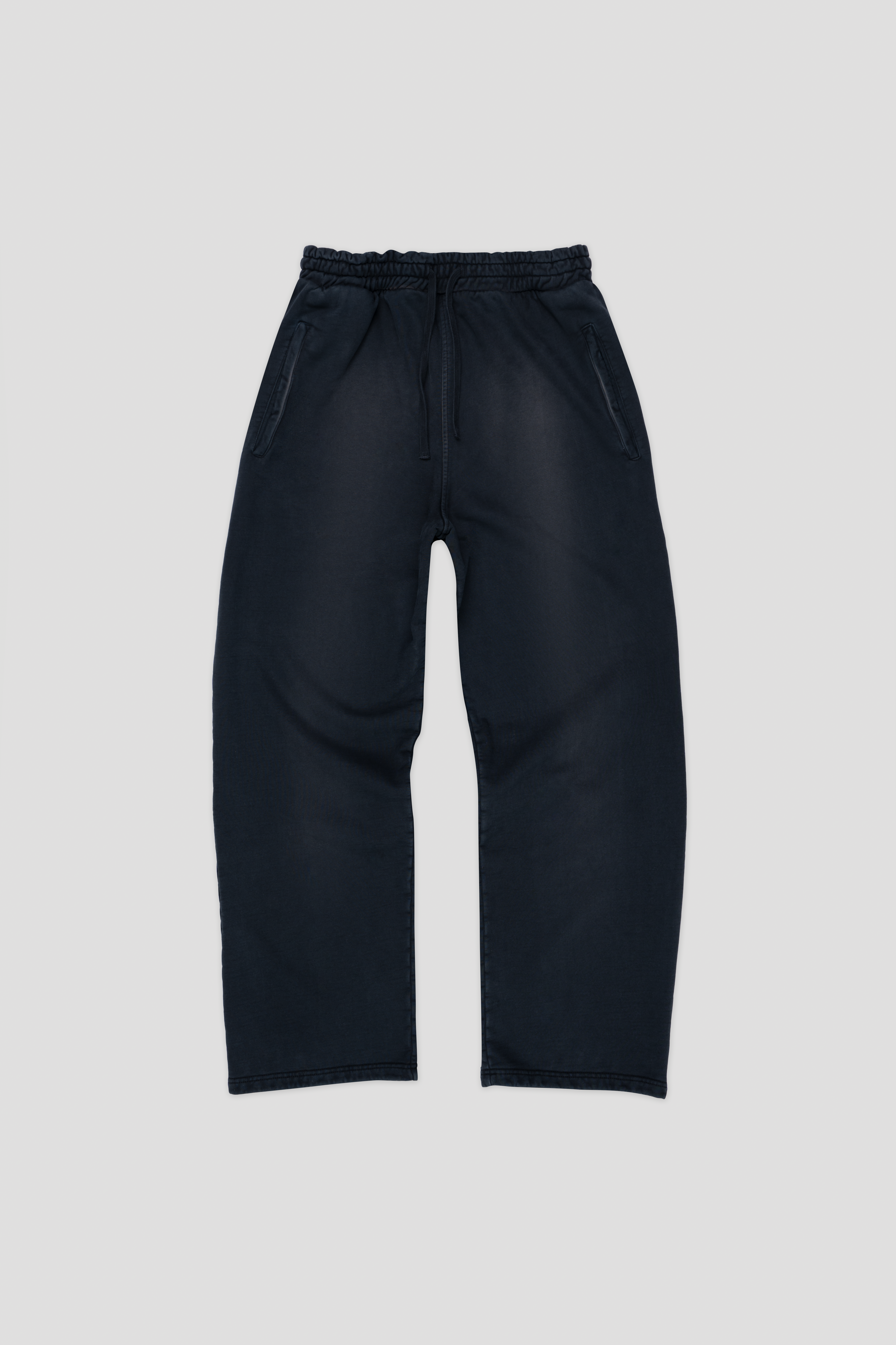 Core Hand Sprayed Sweatpant - Faded Black