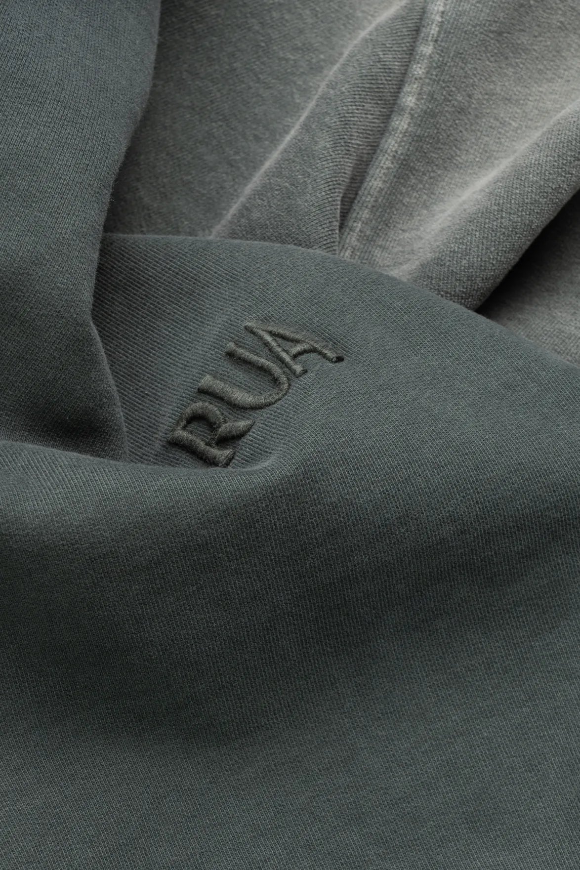 Sweat à capuche de la collection Basic