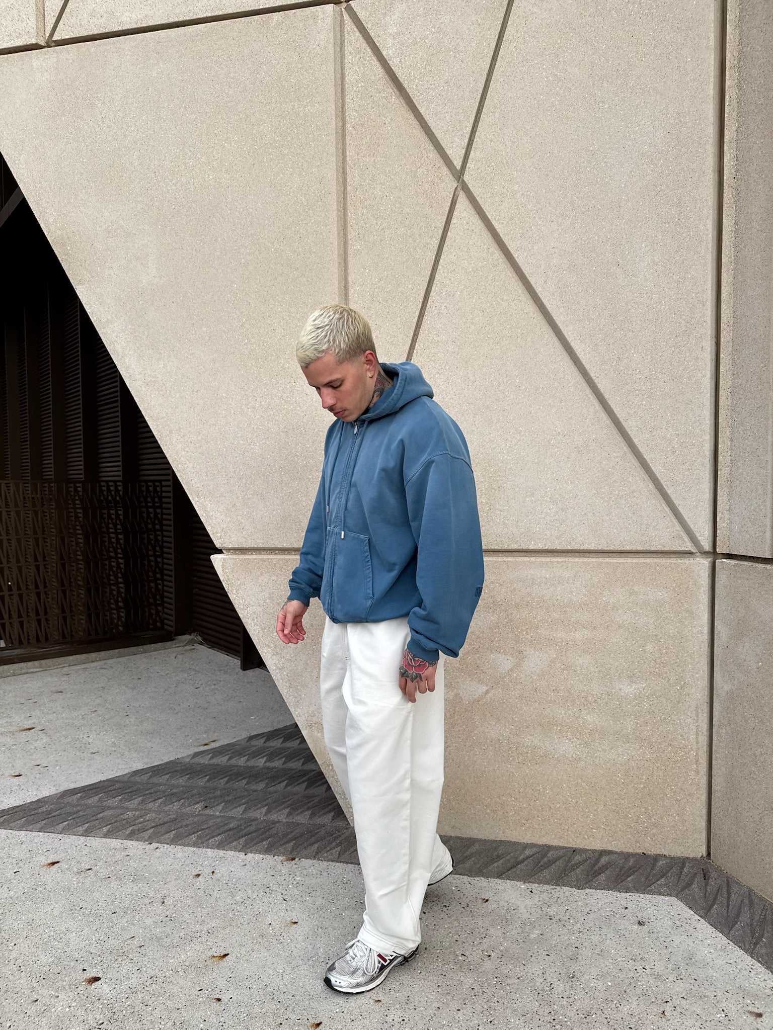 Kapuzenpullover mit Reißverschluss aus der Basic-Kollektion