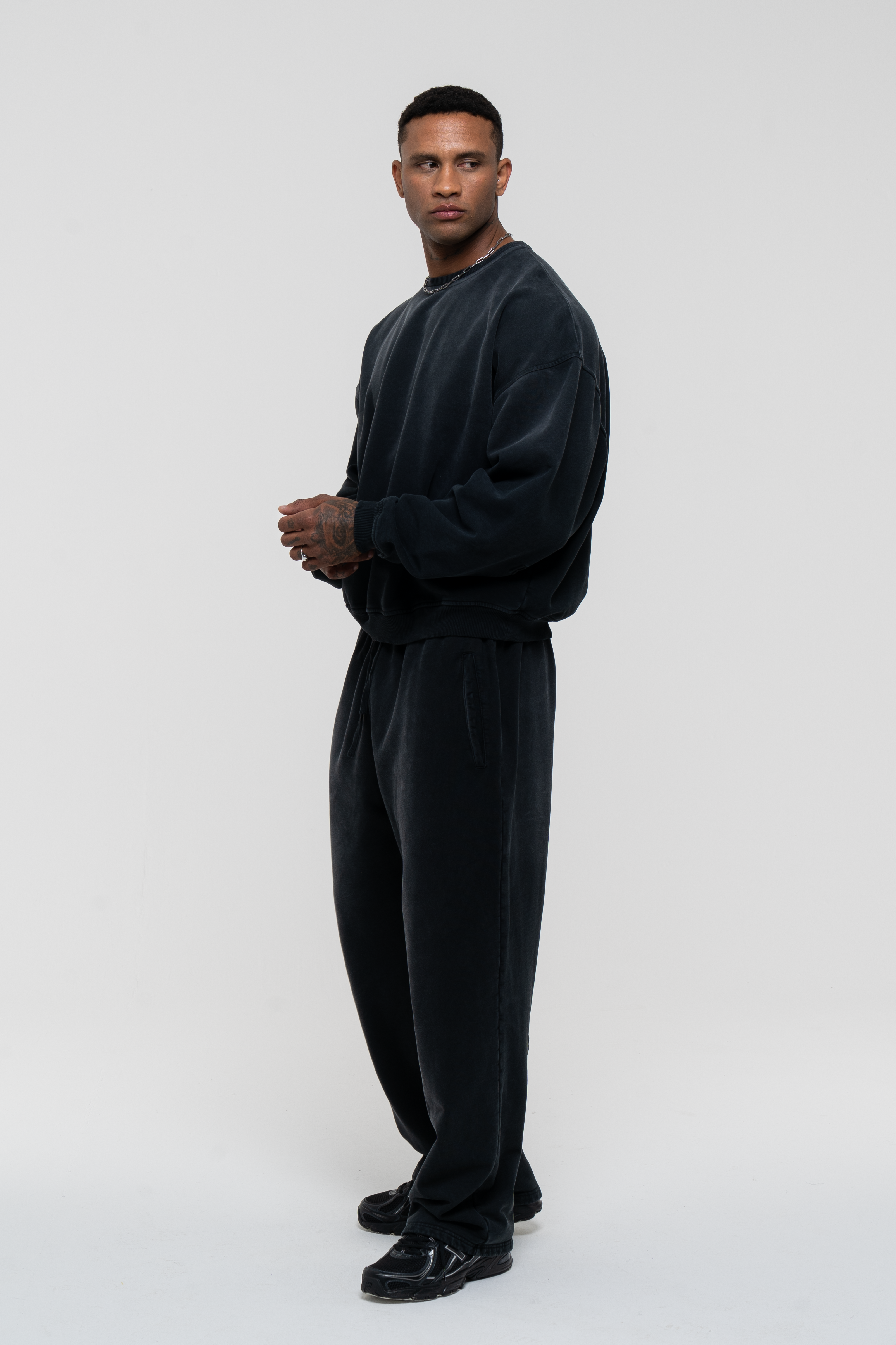 Core Sweater - Ultimate Grey