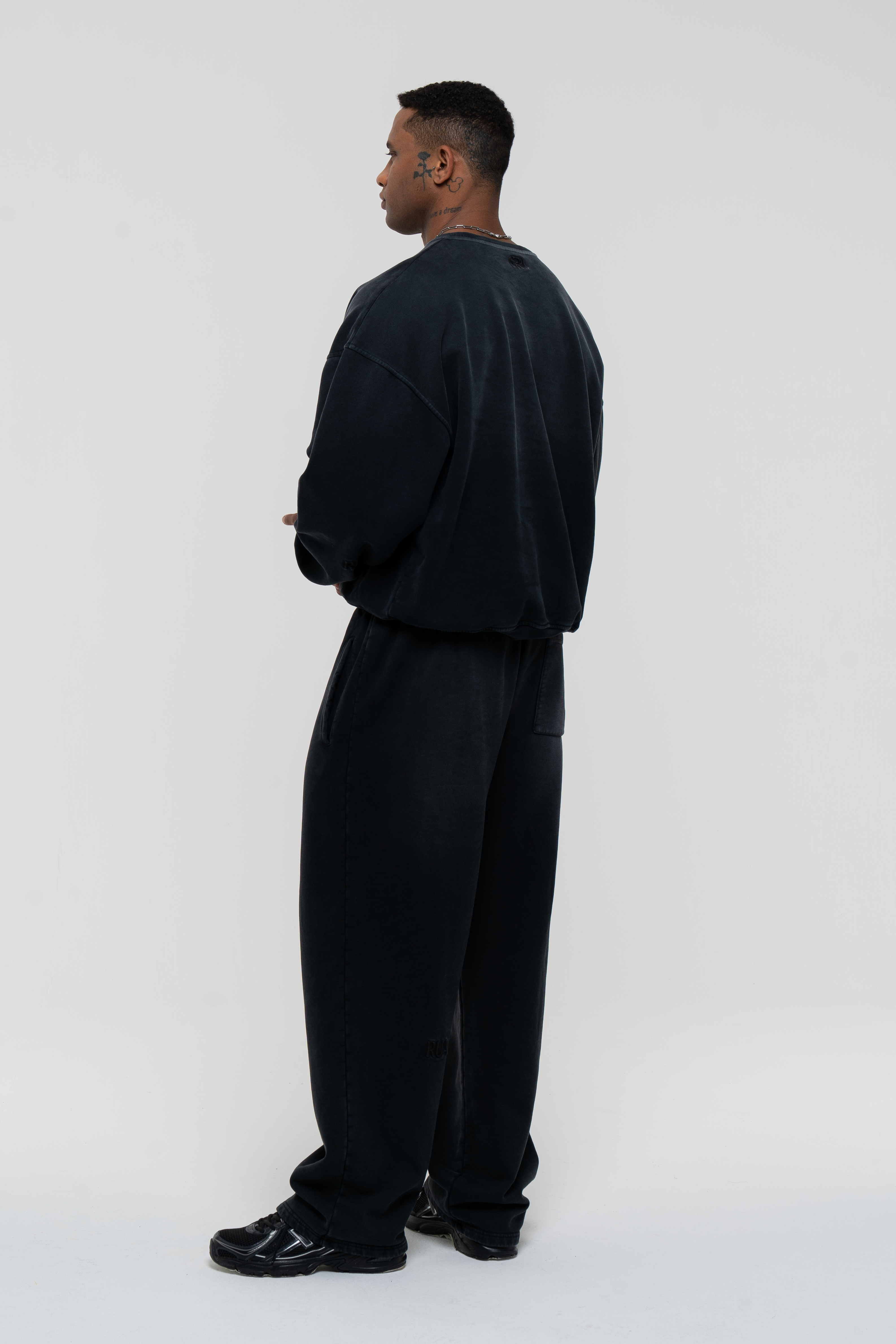 Pullover aus der Basic-Kollektion