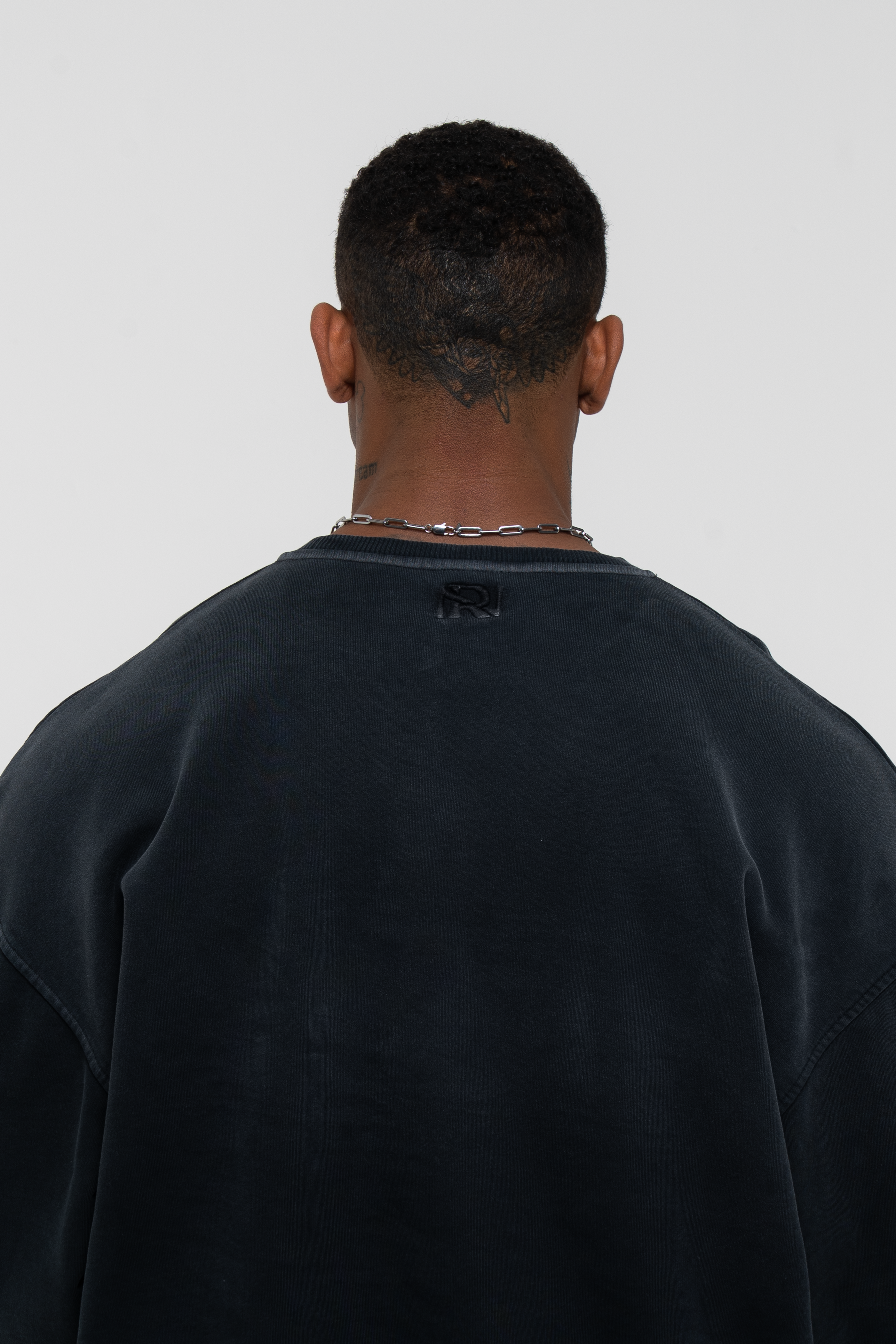 Core Sweater - Ultimate Grey