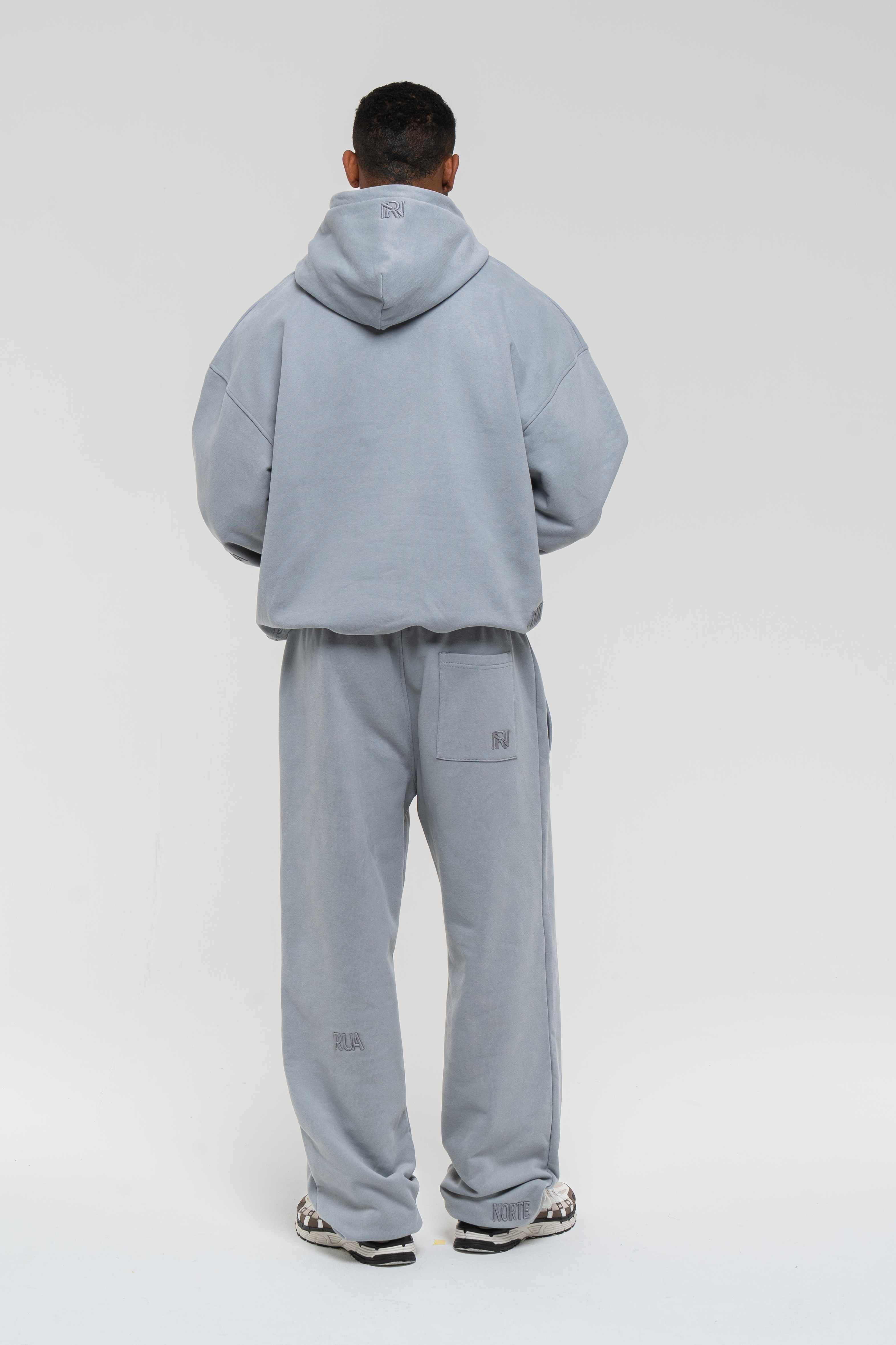 Core Hoodie Ultimate Grey