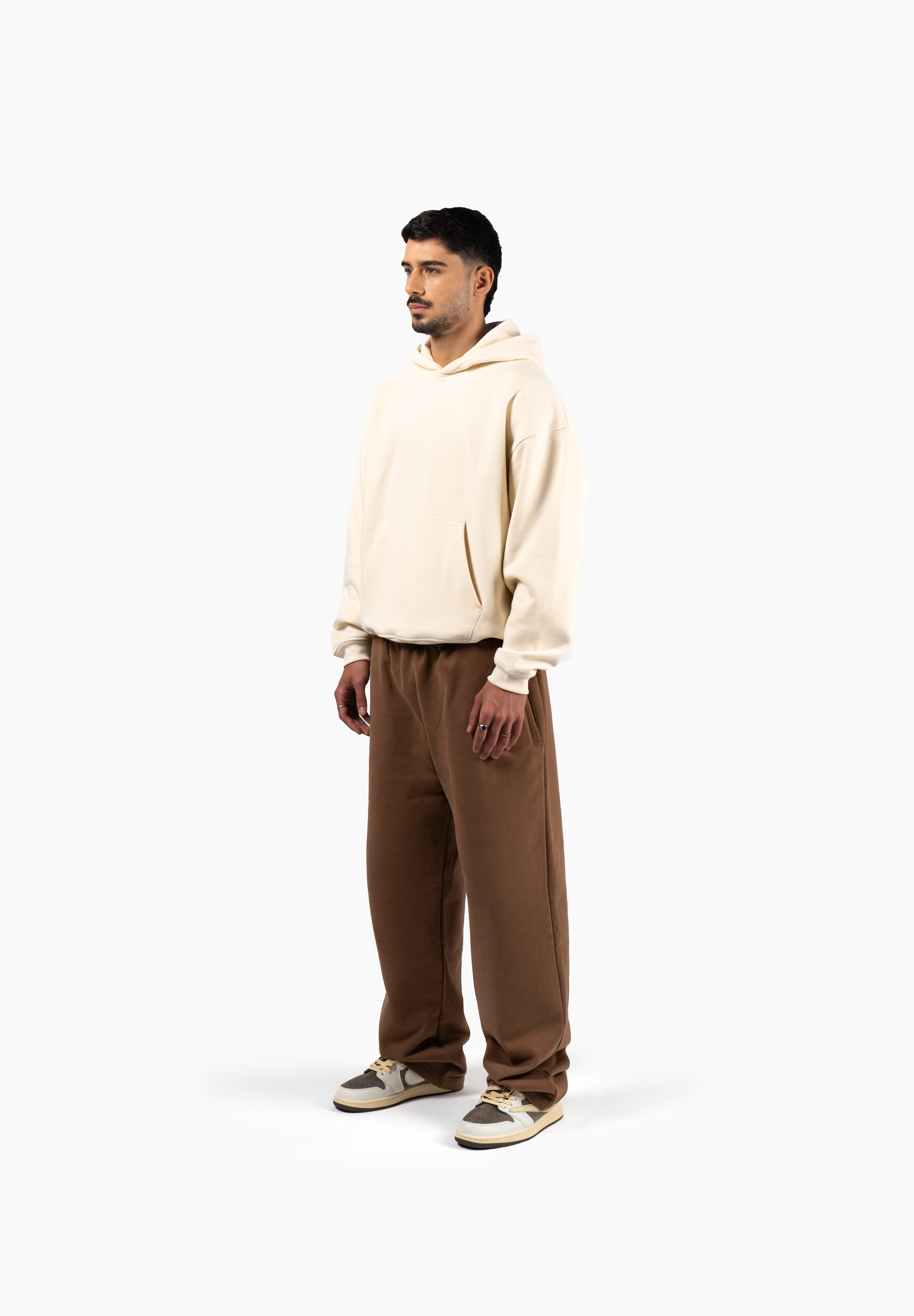 white_hoodie_br_sp--2.png